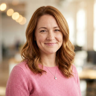 Emily Watson, som innehar rollen som Head of Customer Support på Rimfrost Kapitvik, profilbild